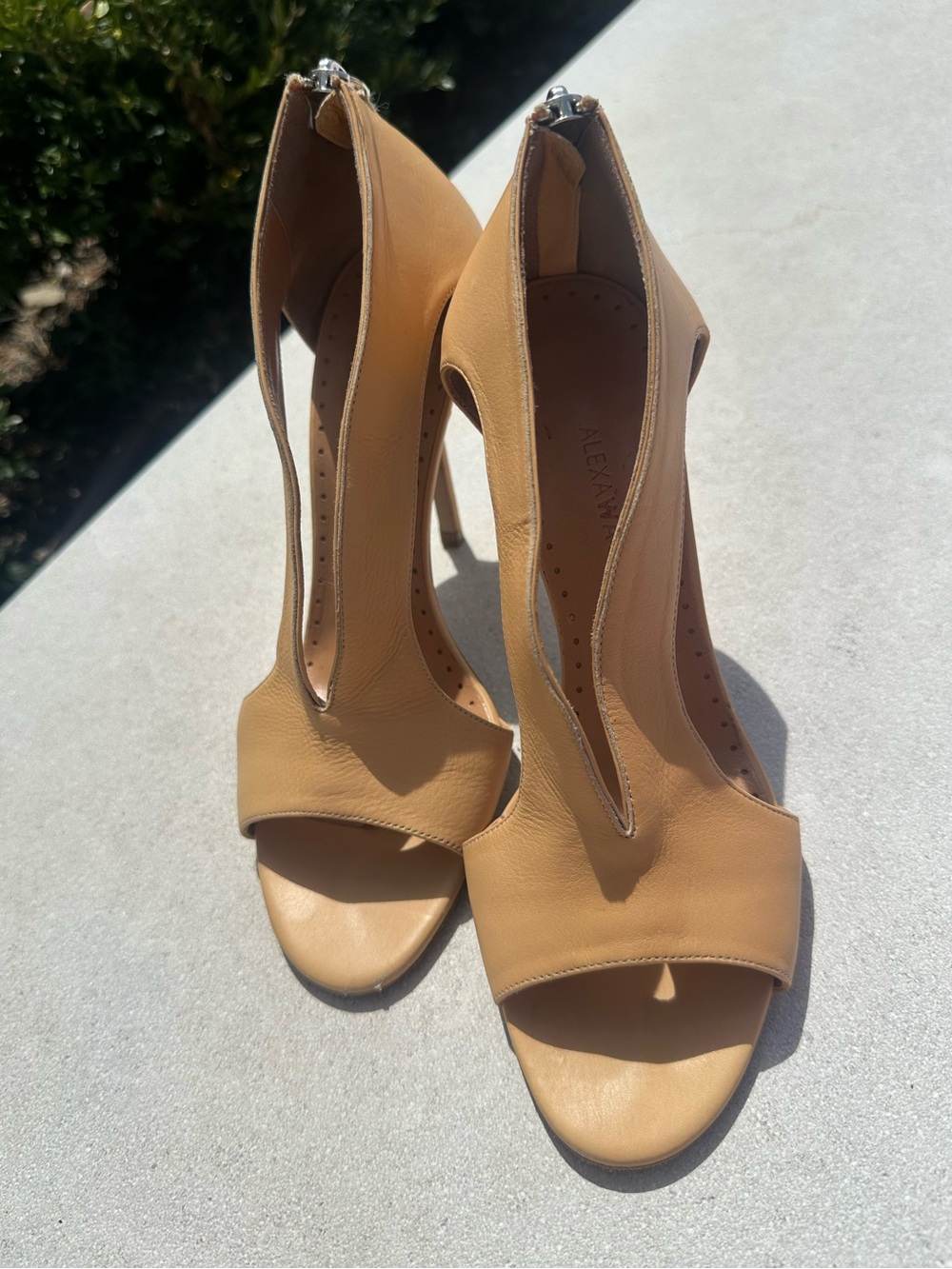 Alexa Wagner Designer Sunset Super Stretch Zipper Beige Leather Heels (Size 37) - Picture 3 of 8